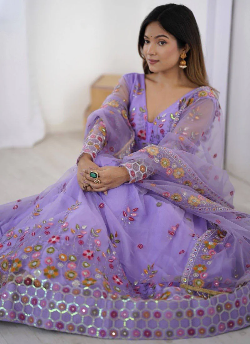 Attractive Net Floral Embroidery Lavender Lehenga Choli With Dupatta - Image 6