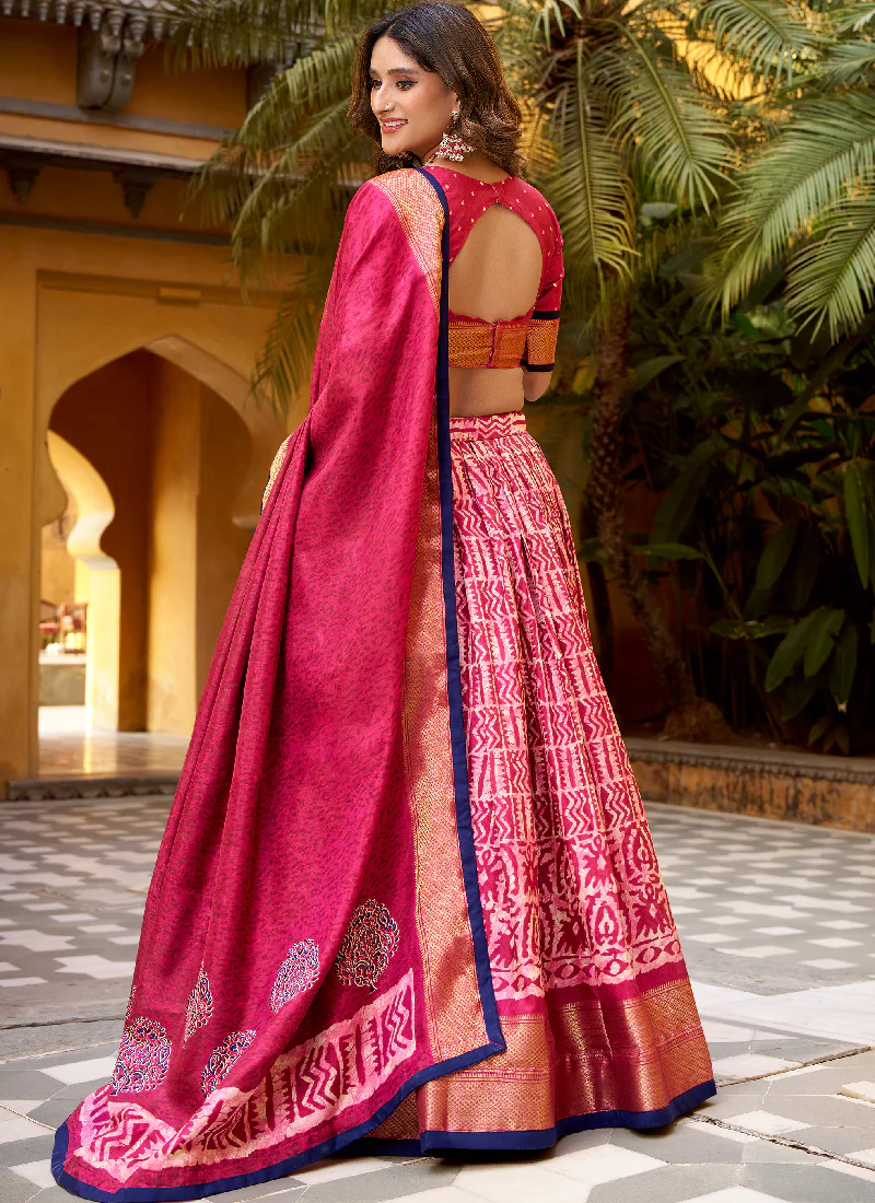 Festive Wear Dola Silk Zari Weaving With Batik Print Pink Lehenga Choli - Image 5