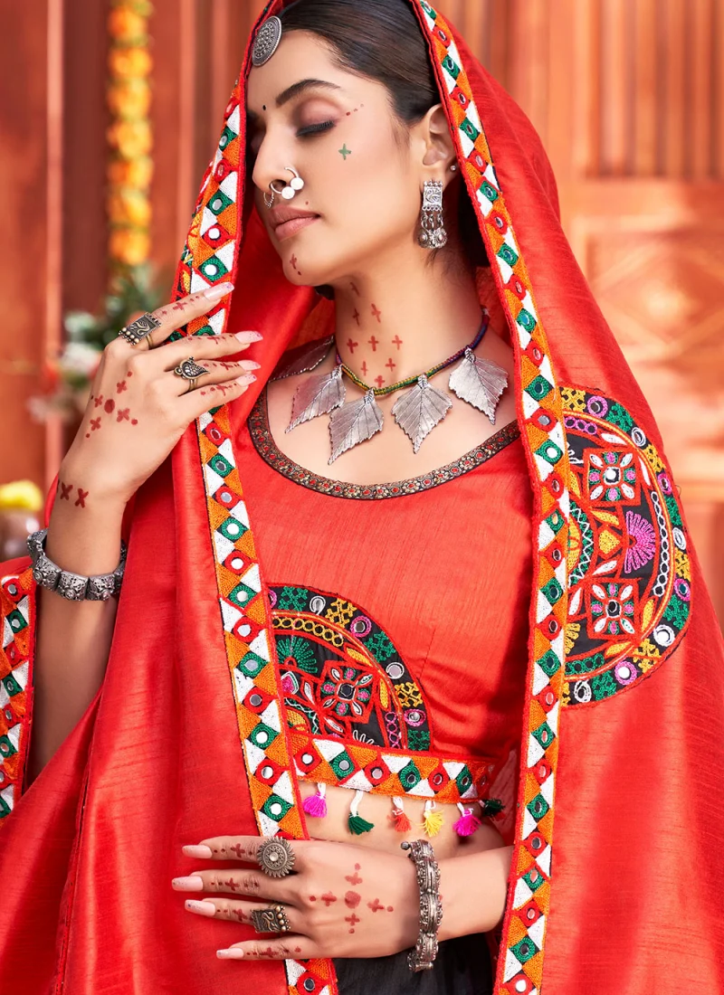 Black Color Real Mirror Art Silk Gamthi Choli for Navratri - Image 4