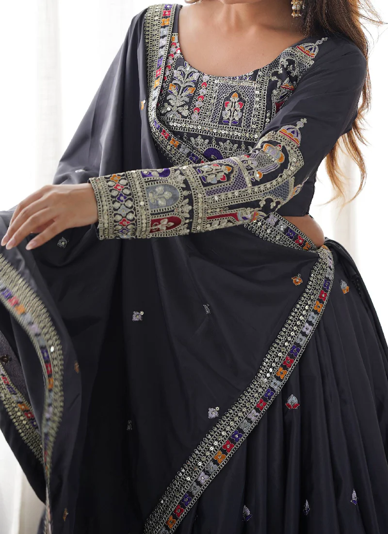 Incredible Silk Thread Embroidered Grey Traditional Lehenga Choli - Image 7